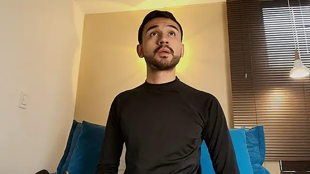 Axel Moon S online show from 13, 10, 2025