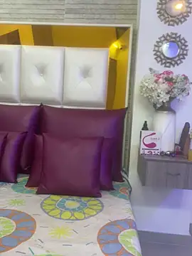 Leslie Bussh  online show from 19, 4, 2026