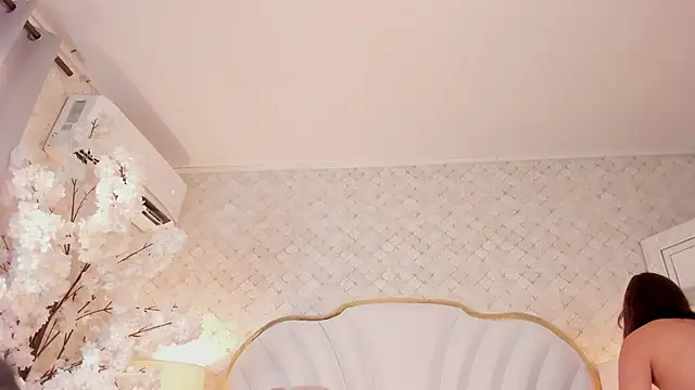 Lauuu2007 online show from 22, 12, 2025