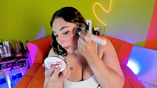 Bagiolett online show from 24, 10, 2025