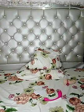 ZARAY 1118 online show from 20, 11, 2025