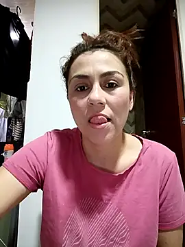 vanessa-titisM online show from 2, 10, 2025