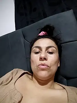 vanessa-titisM online show from 15, 3, 2026