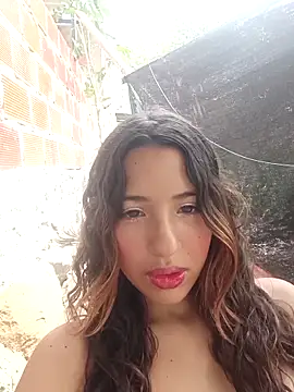 Sweet-Doncella online show from 18, 9, 2025