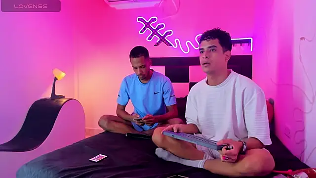 Lucky boys  X online show from 25, 9, 2025