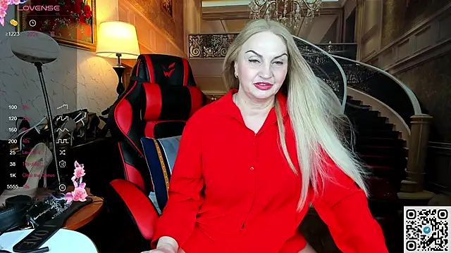 Snapshot of Nina_Devillle chatting on 8, 6, 2026 Nina Devillle online show from 8, 6, 2026