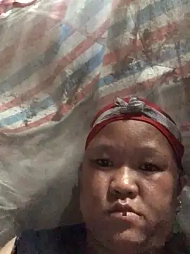 Snapshot of riso-00 chatting on 14, 9, 2025 riso-00 online show from 14, 9, 2025