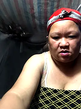 Snapshot of riso-00 chatting on 19, 9, 2025 riso-00 online show from 19, 9, 2025