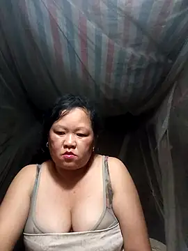 Snapshot of riso-00 chatting on 27, 9, 2025 riso-00 online show from 27, 9, 2025