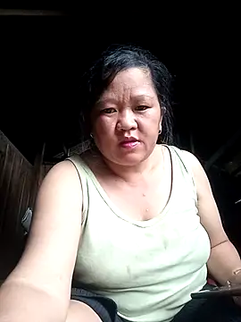 Snapshot of riso-00 chatting on 28, 9, 2025 riso-00 online show from 28, 9, 2025