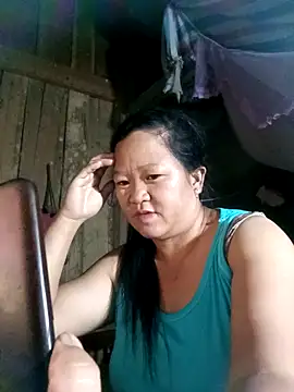 Snapshot of riso-00 chatting on 29, 9, 2025 riso-00 online show from 29, 9, 2025