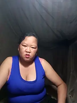 Snapshot of riso-00 chatting on 2, 10, 2025 riso-00 online show from 2, 10, 2025