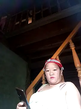 Snapshot of riso-00 chatting on 5, 10, 2025 riso-00 online show from 5, 10, 2025