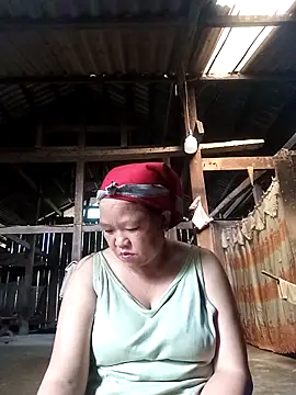 Snapshot of riso-00 chatting on 8, 10, 2025 riso-00 online show from 8, 10, 2025