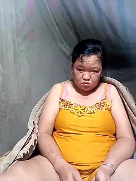 Snapshot of riso-00 chatting on 21, 10, 2025 riso-00 online show from 21, 10, 2025