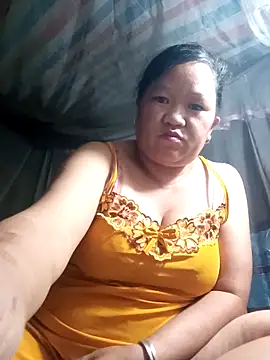 Snapshot of riso-00 chatting on 22, 10, 2025 riso-00 online show from 22, 10, 2025