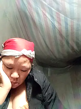 Snapshot of riso-00 chatting on 3, 11, 2025 riso-00 online show from 3, 11, 2025