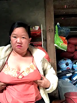 Snapshot of riso-00 chatting on 28, 11, 2025 riso-00 online show from 28, 11, 2025