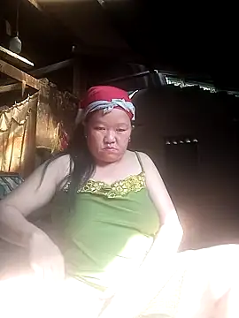 Snapshot of riso-00 chatting on 2, 12, 2025 riso-00 online show from 2, 12, 2025