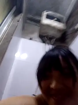 Snapshot of SSexykute3456 chatting on 29, 10, 2025 SSexykute3456 online show from 29, 10, 2025