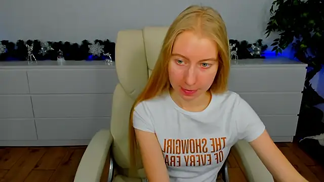 Alina Blonde online show from 14, 12, 2025