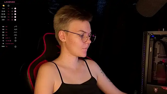 KrisNeal online show from 24, 10, 2025