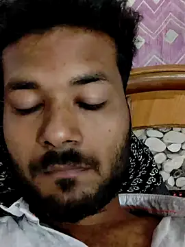 Snapshot of devil_khilesh chatting on 15, 9, 2025 devil khilesh online show from 15, 9, 2025