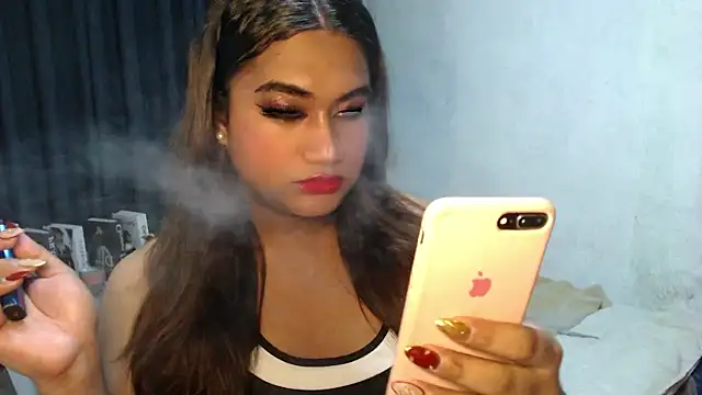 Elysia Fox online show from 7, 1, 2026