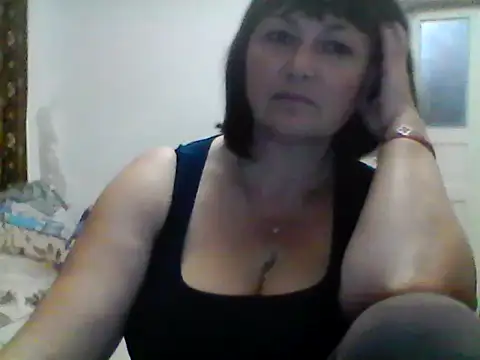 Snapshot of MariannaLove759 chatting on 13, 10, 2025 MariannaLove759 online show from 13, 10, 2025