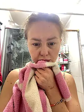 MartaLuna  online show from 11, 1, 2026