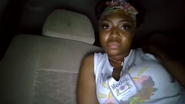 Snapshot of Cocochanel4567 chatting on 25, 9, 2025 Cocochanel4567 online show from 25, 9, 2025