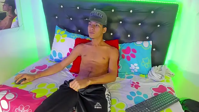 xxKamadevaxx online show from 26, 9, 2025