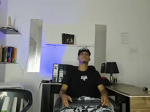 xxKamadevaxx online show from 27, 5, 2026