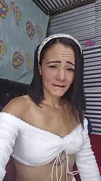 Lhia  online show from 22, 11, 2025