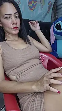 Lhia  online show from 25, 11, 2025