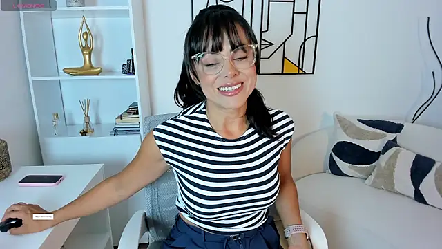 Snapshot of Lyliboomm chatting on 14, 5, 2026 Lyliboomm online show from 14, 5, 2026