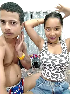 Snapshot of Cpl_69 chatting on 19, 11, 2025 Cpl 69 online show from 19, 11, 2025