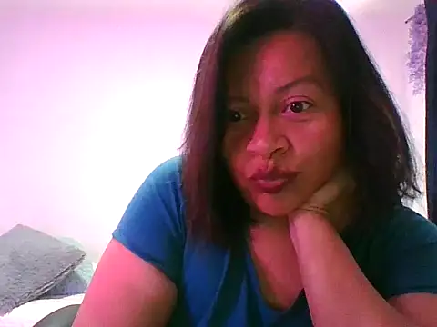 Snapshot of adri89-g chatting on 20, 9, 2025 adri89-g online show from 20, 9, 2025