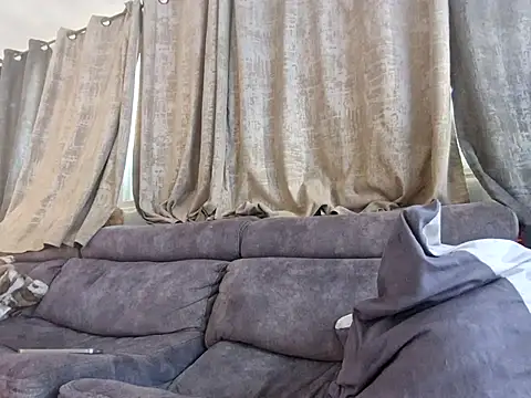 Snapshot of Alexis21821 chatting on 20, 11, 2025 Alexis21821 online show from 20, 11, 2025