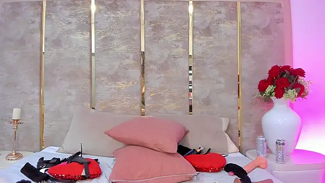 AishaValcazar online show from 3, 2, 2026