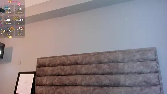 Aliciabloom online show from 17, 10, 2025