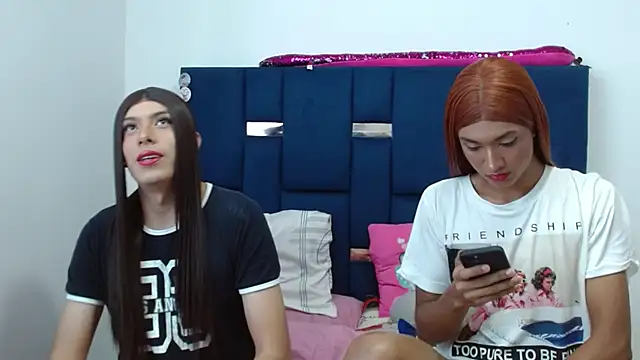 PinkLuna LolaBloom online show from 17, 1, 2026