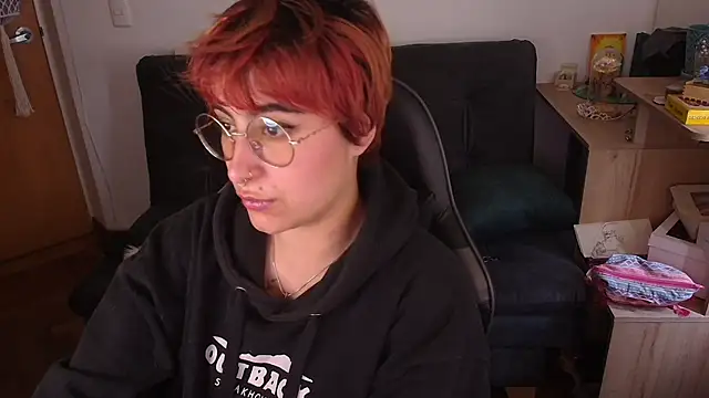 Miacatsito3 online show from 15, 1, 2026