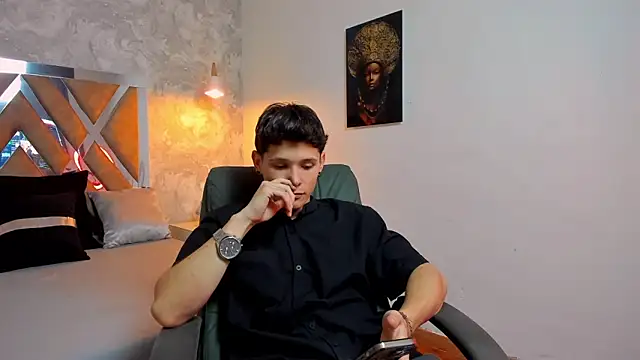 Snapshot of kraven_lust chatting on 7, 11, 2025 kraven lust online show from 7, 11, 2025