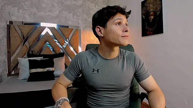 Snapshot of kraven_lust chatting on 22, 11, 2025 kraven lust online show from 22, 11, 2025