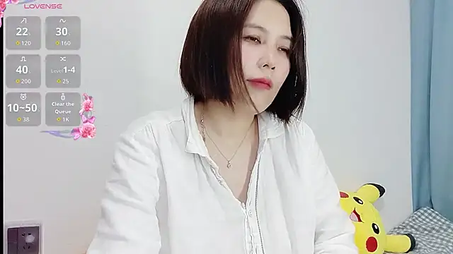 Snapshot of Miraitowa_ chatting on 26, 6, 2026 Miraitowa online show from 26, 6, 2026