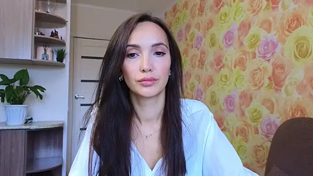 Lillian-Clark online show from 24, 10, 2025