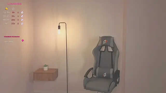 Frences Eyes online show from 12, 10, 2025