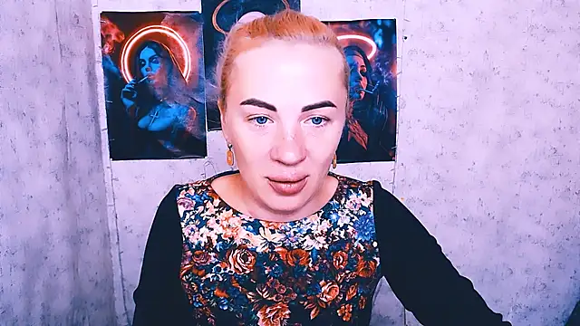 EmmaCat  online show from 7, 10, 2025