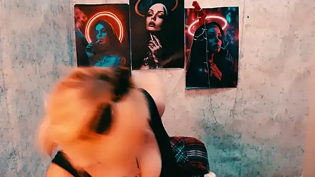 EmmaCat  online show from 9, 3, 2026